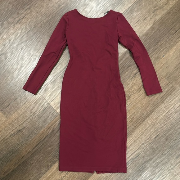 Lulus Backless midi dress - Picture 3 of 10